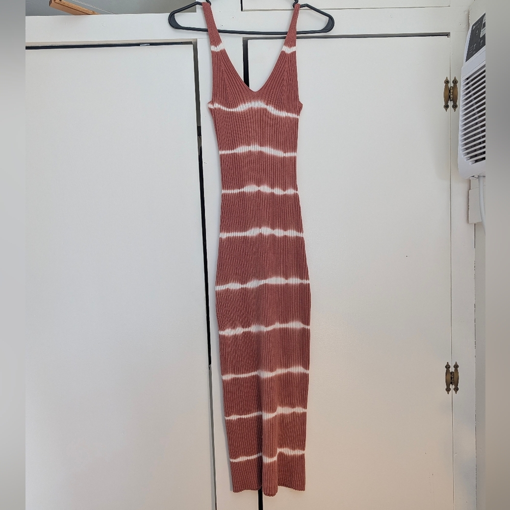 Doe & Rae Brown and White Maxi Dress